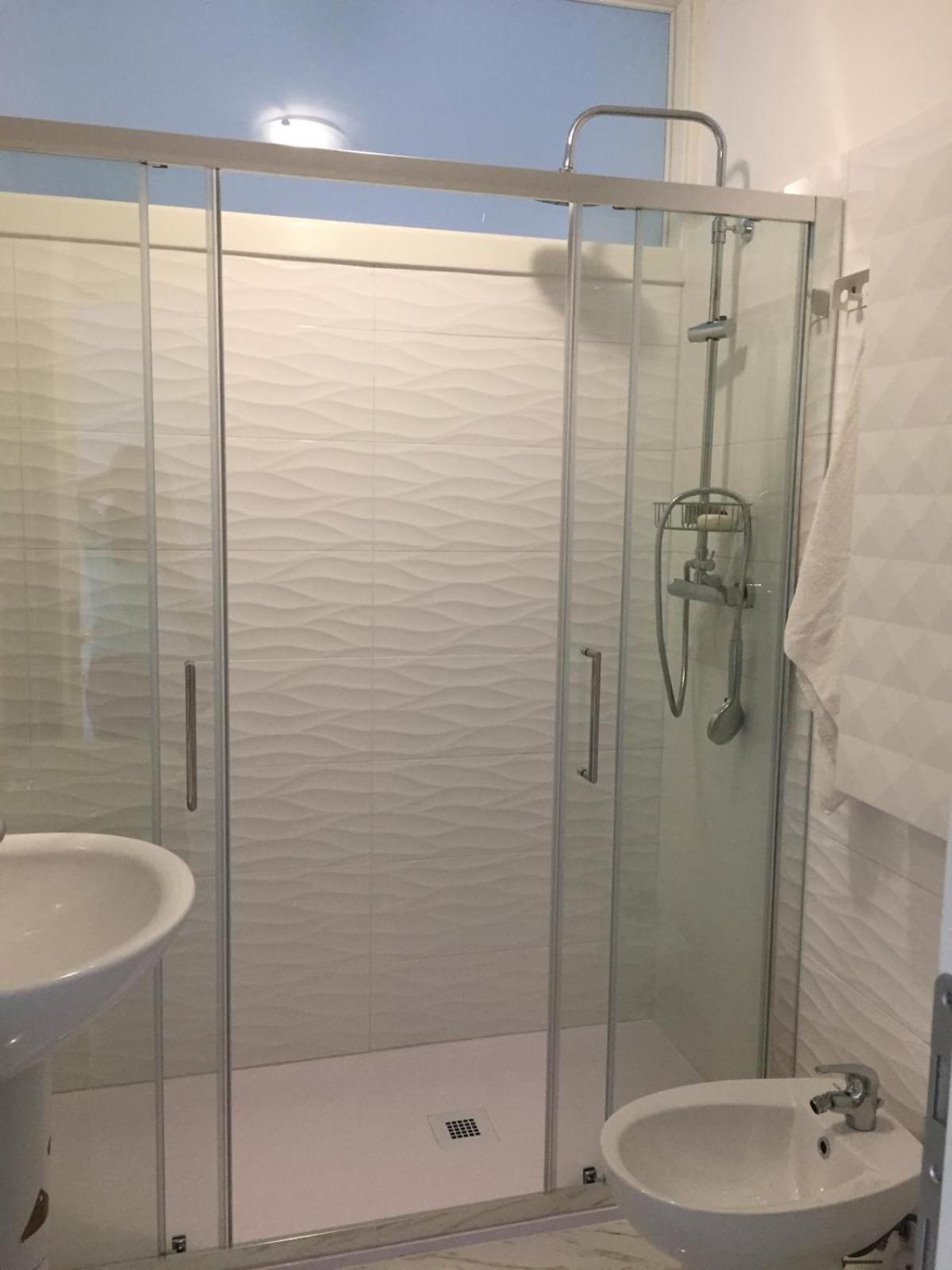 Camere in appartamento condiviso, vista sulla città Udine Exterior foto